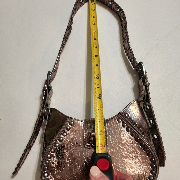 Silence + Noise Brown Shoulder Bag with Metallic Finish - Picture 14 of 15